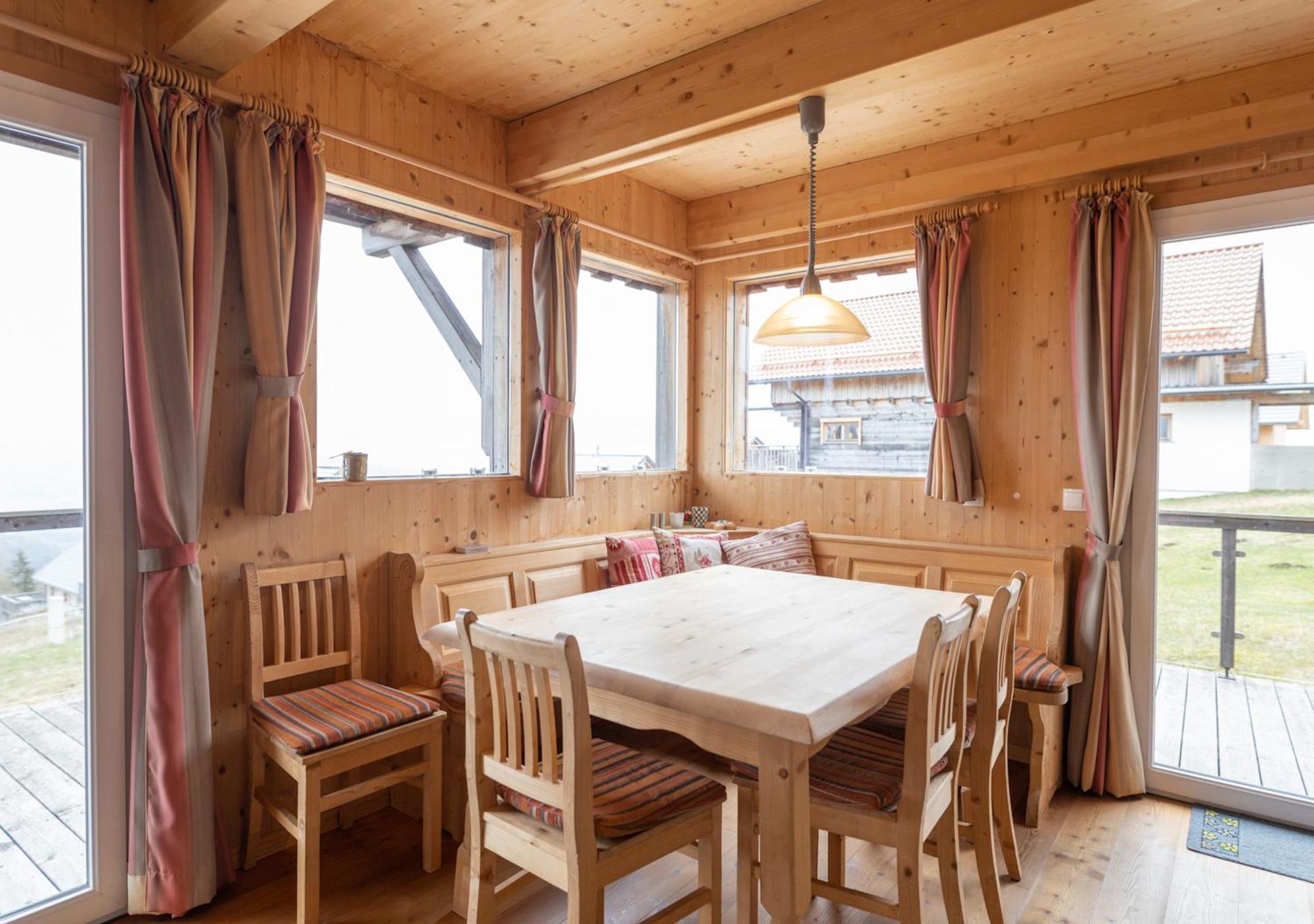 1A Chalet '4 Jahreszeiten' Ski Fahren Und Jacuzzi Mit Aussicht! Bad Sankt Leonhard im Lavanttal Exterior photo